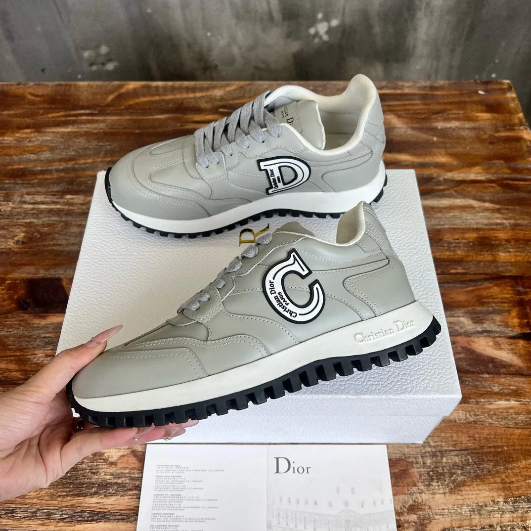 DIOR SNEAKER