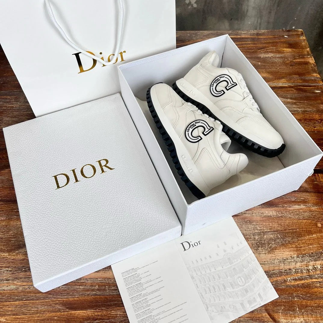 DIOR SNEAKER