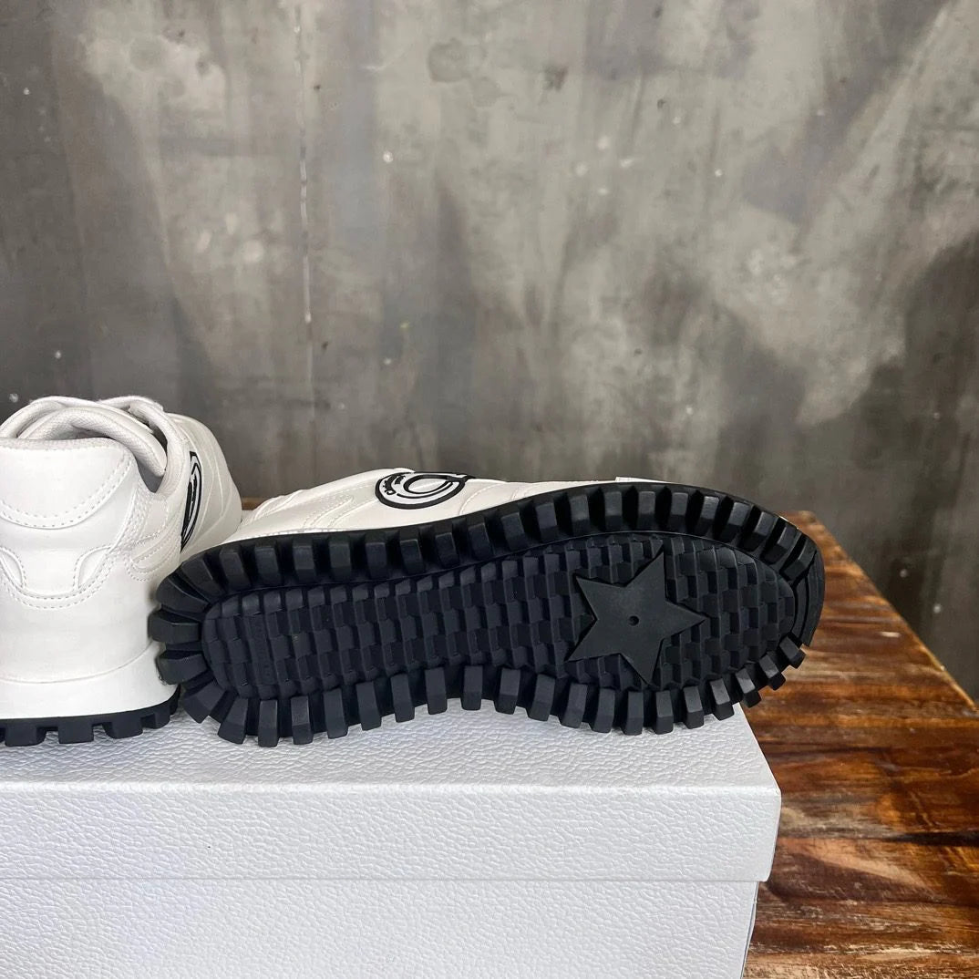 DIOR SNEAKER