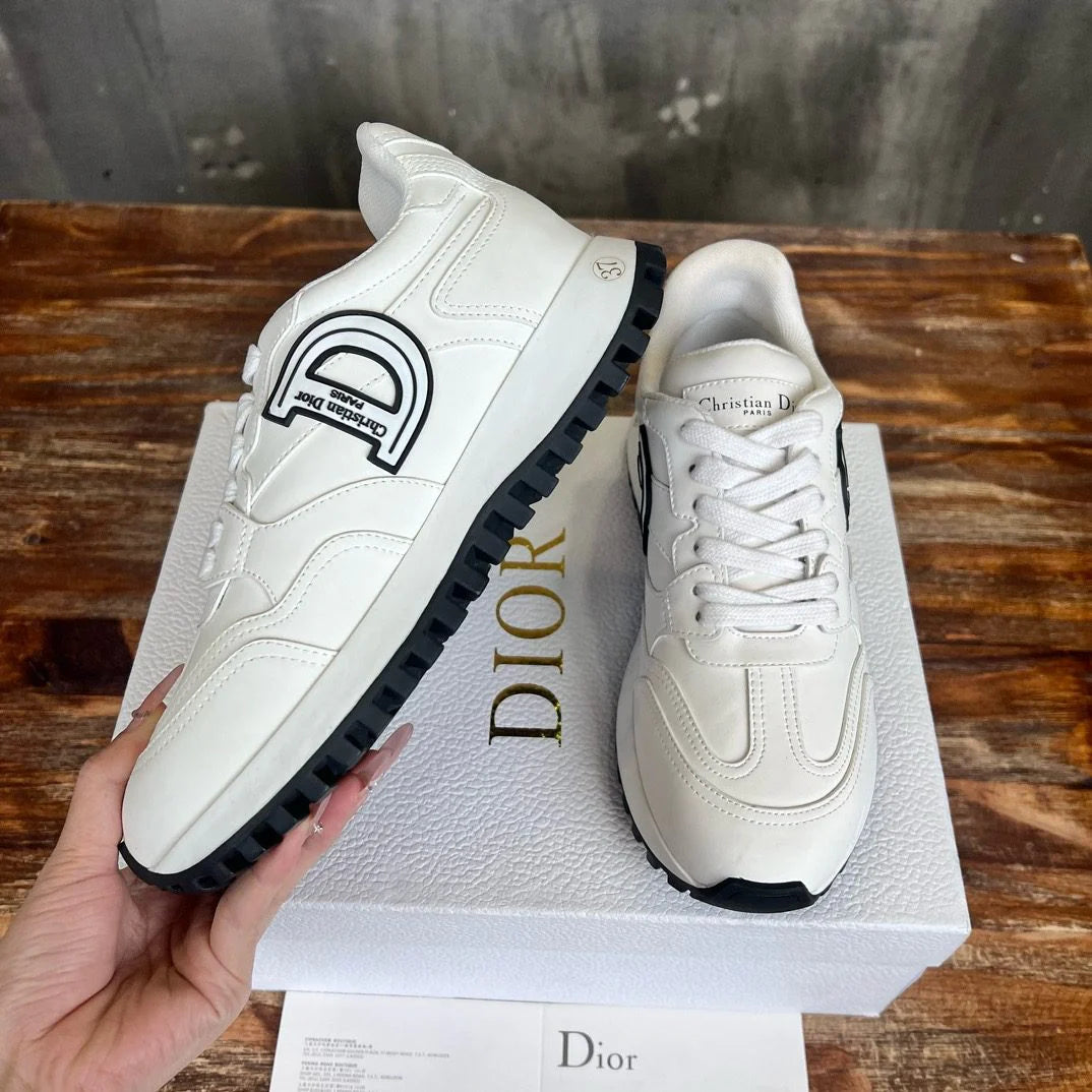 DIOR SNEAKER