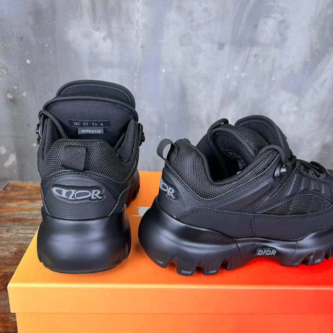 DIOR SNEAKER