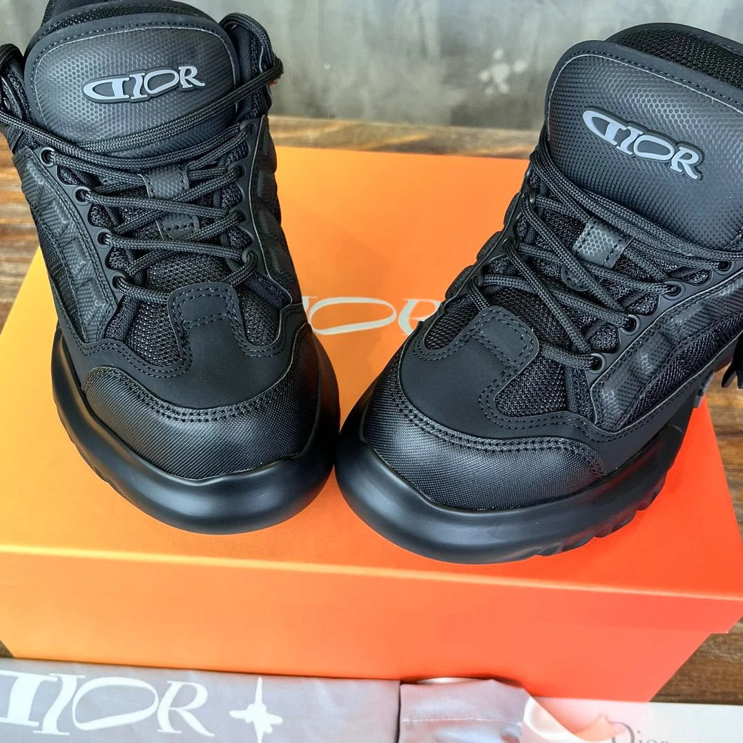 DIOR SNEAKER