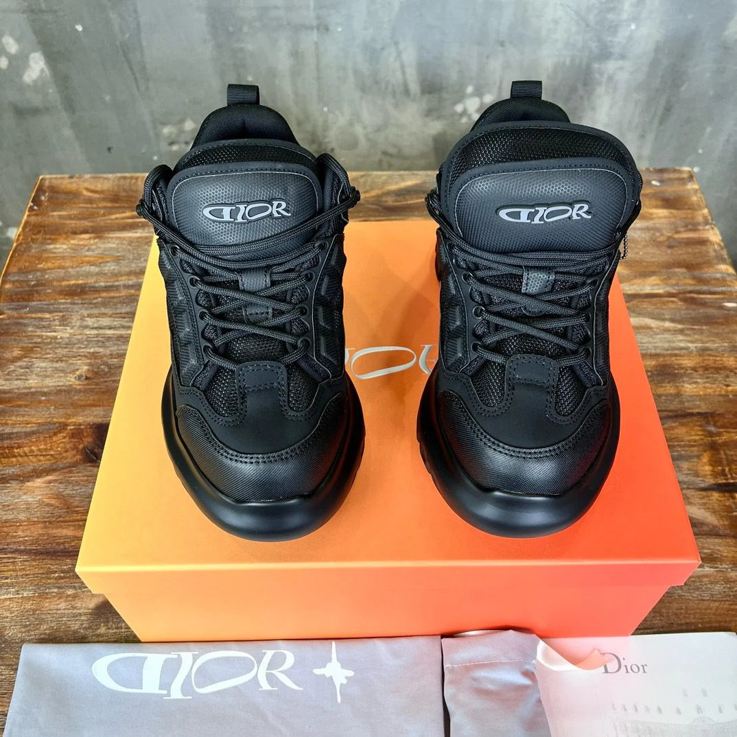 DIOR SNEAKER