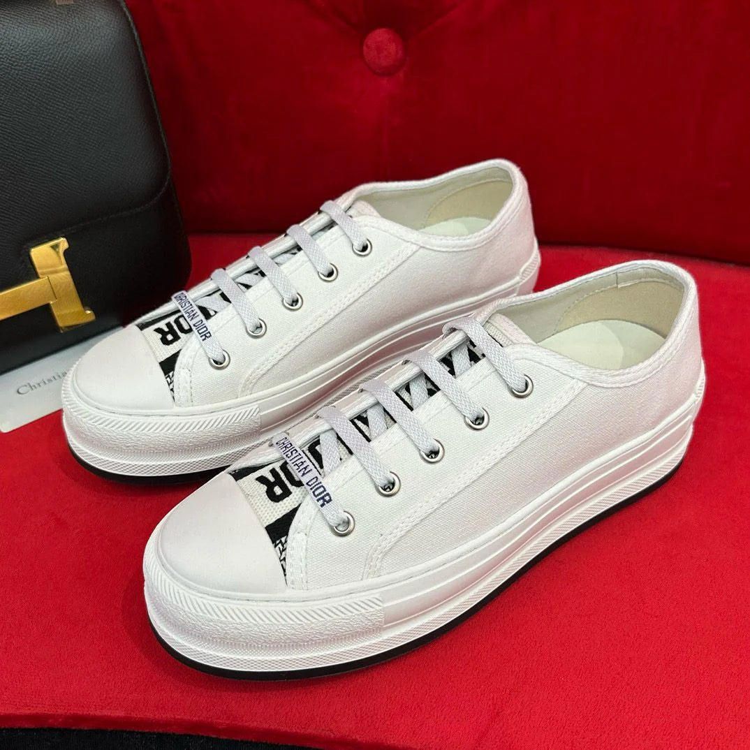 DIOR SNEAKER