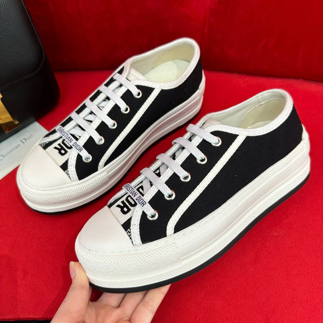 DIOR SNEAKER