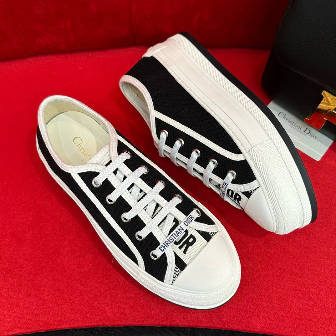 DIOR SNEAKER