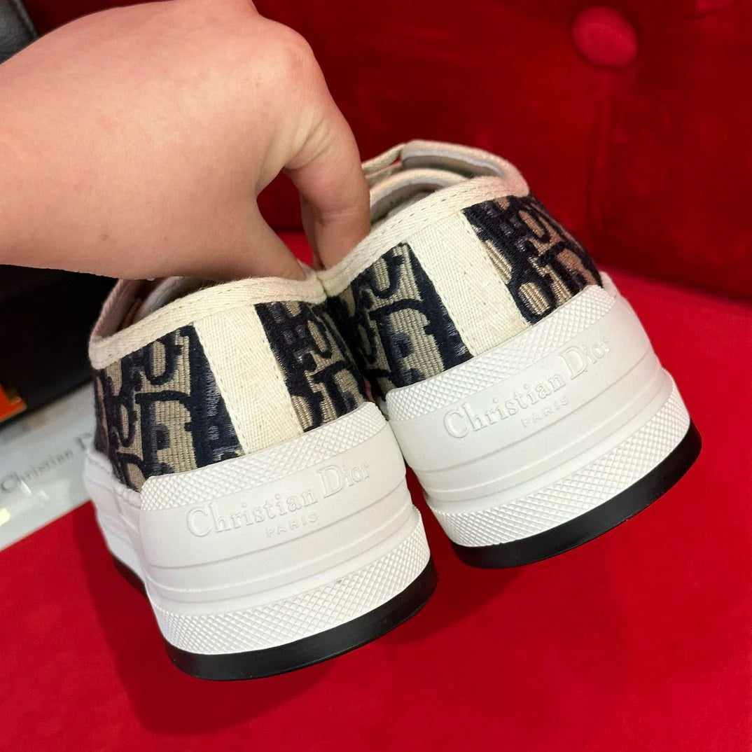 DIOR SNEAKER