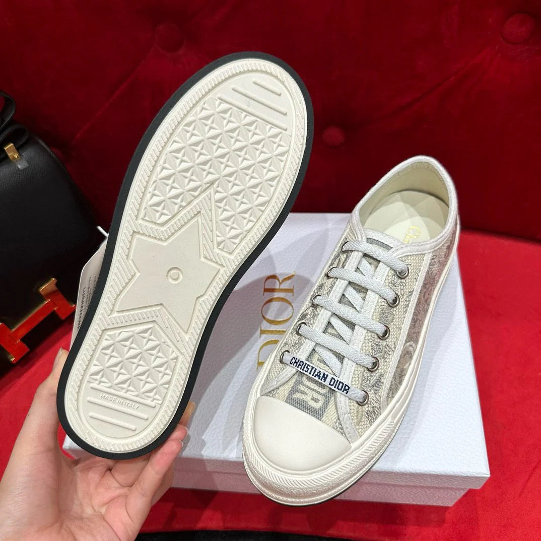 DIOR SNEAKER