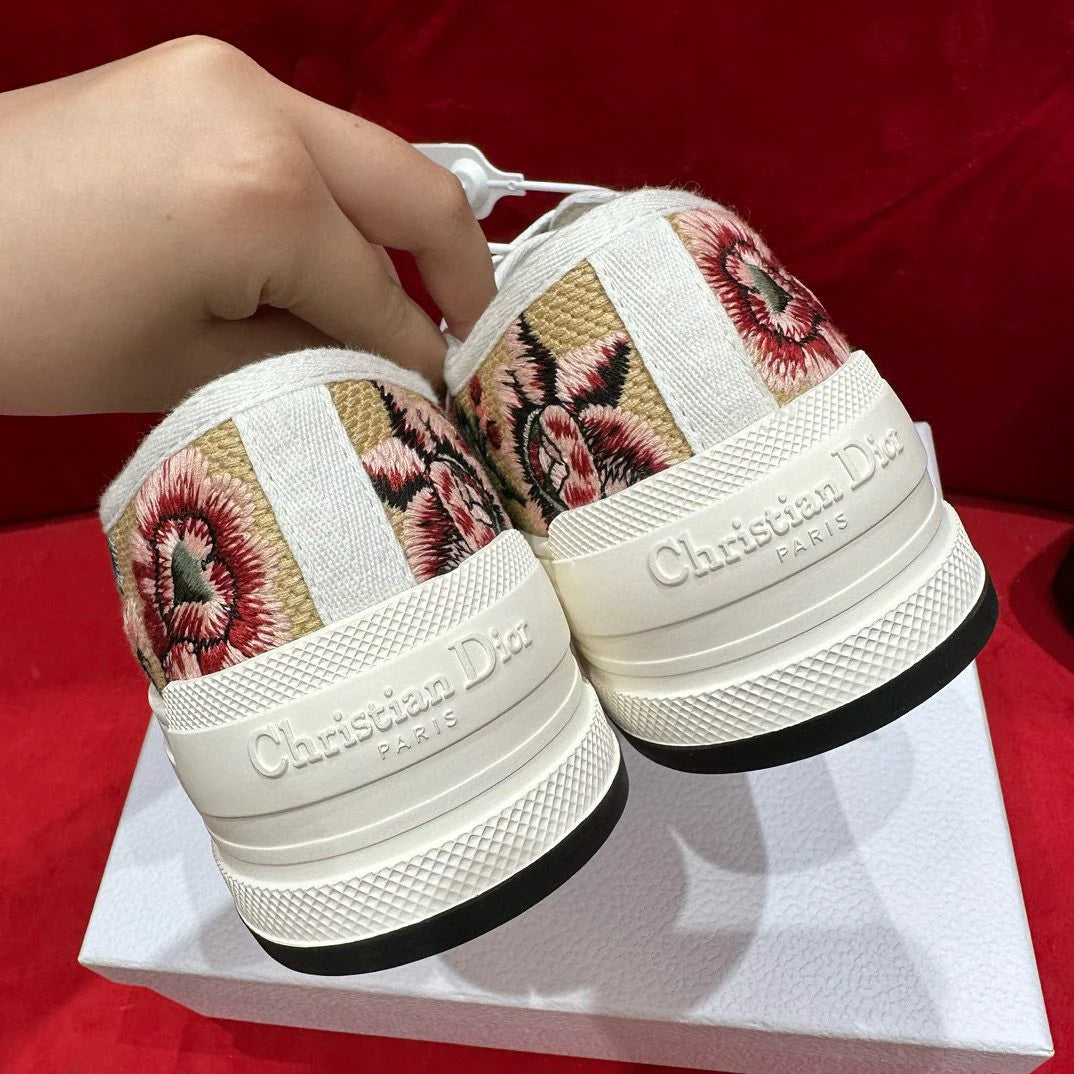 DIOR SNEAKER