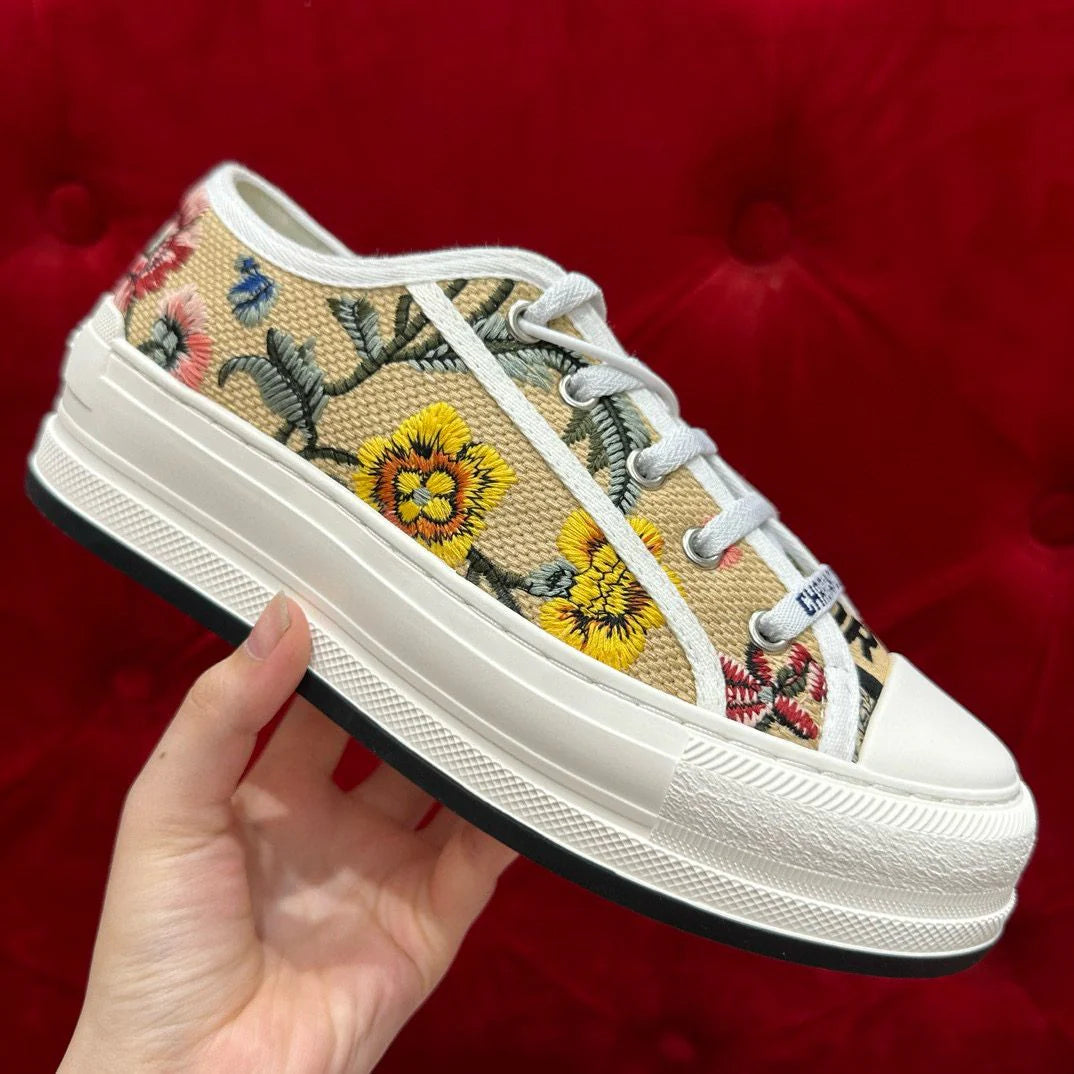 DIOR SNEAKER