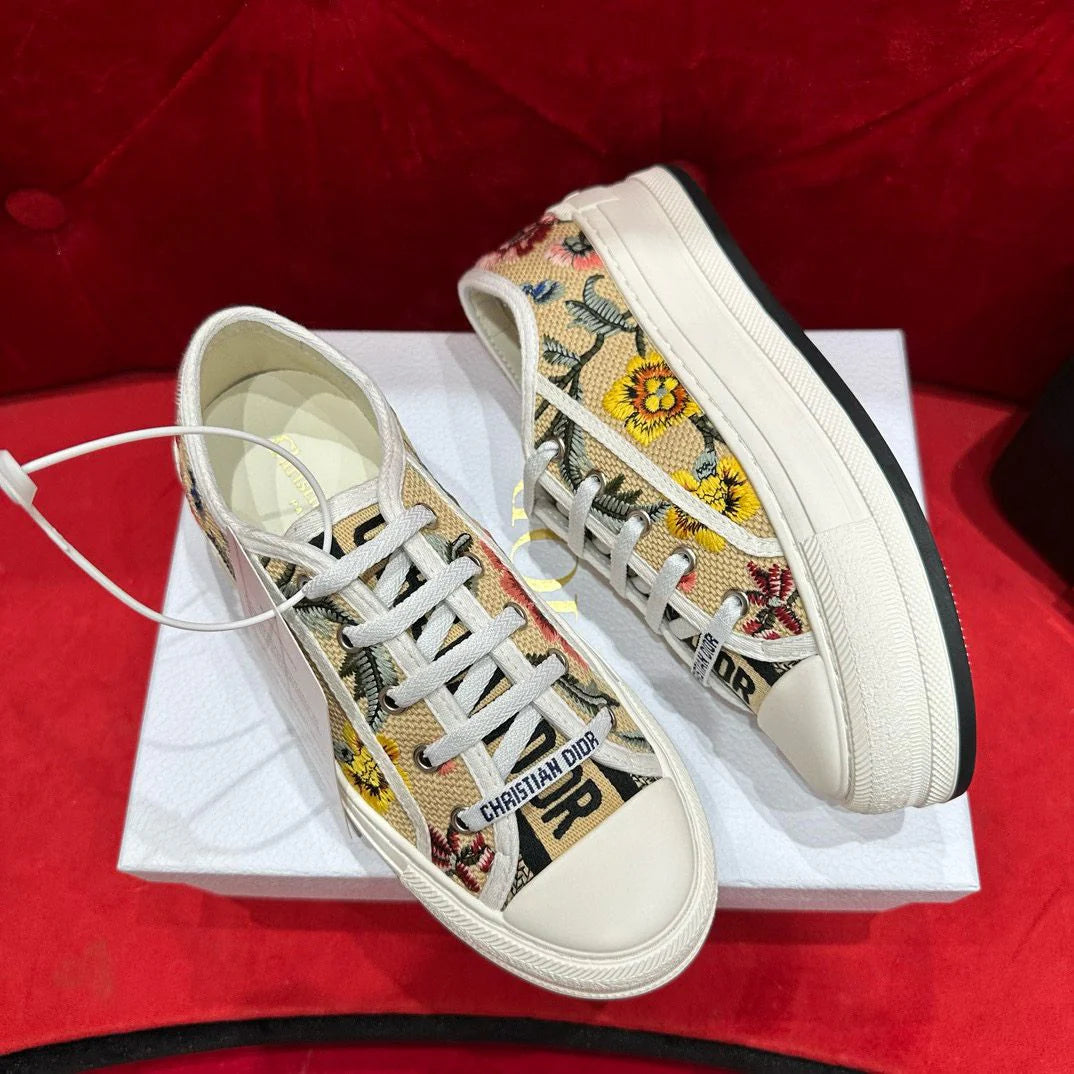 DIOR SNEAKER