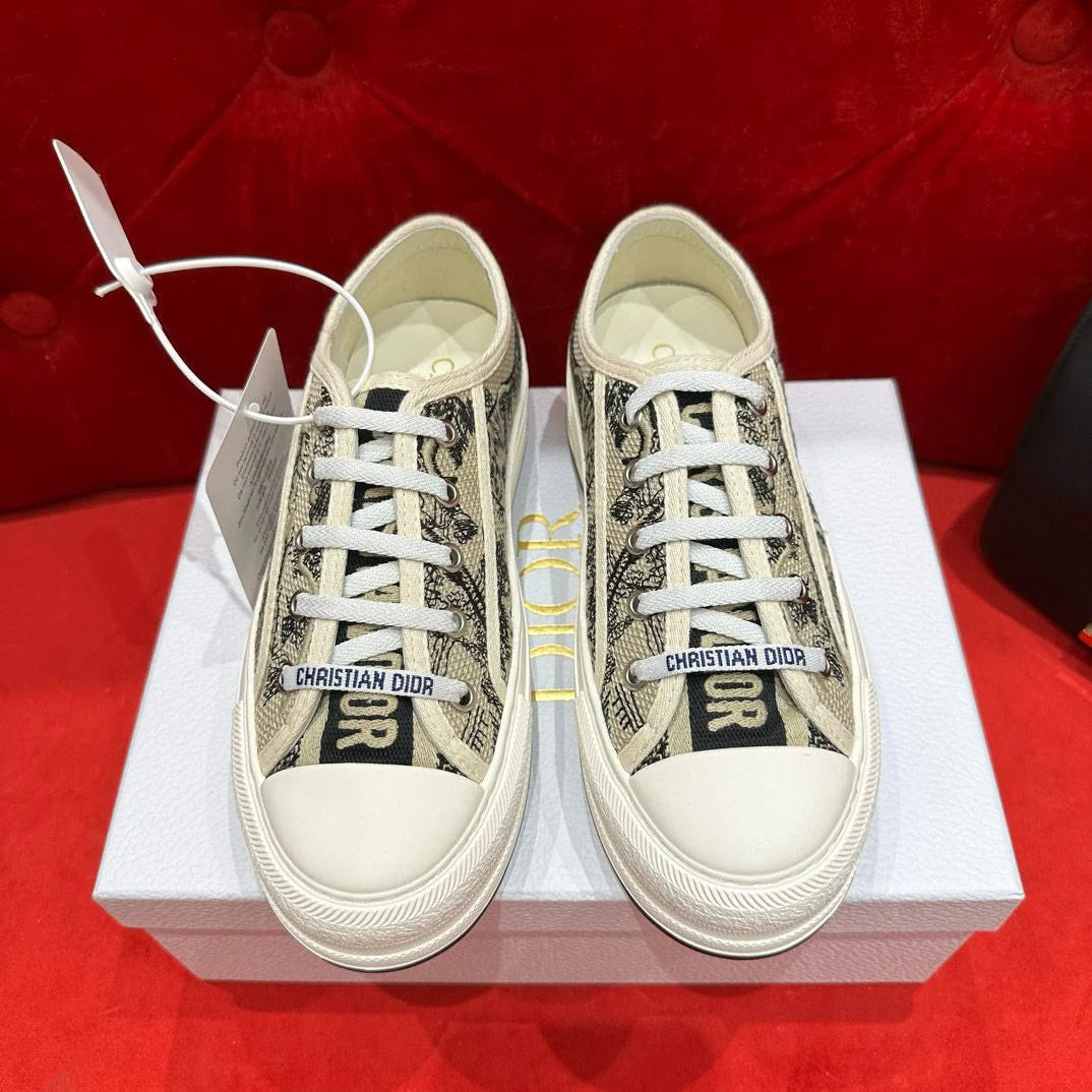 DIOR SNEAKER