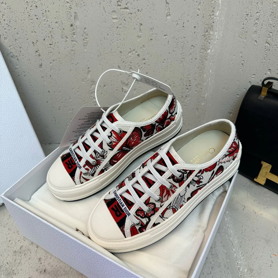DIOR SNEAKER