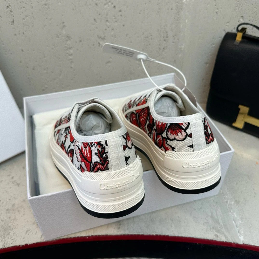 DIOR SNEAKER