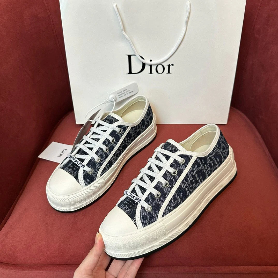 DIOR SNEAKER