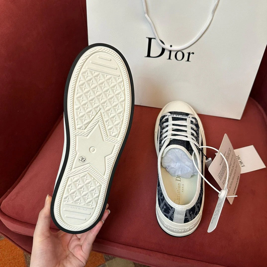 DIOR SNEAKER