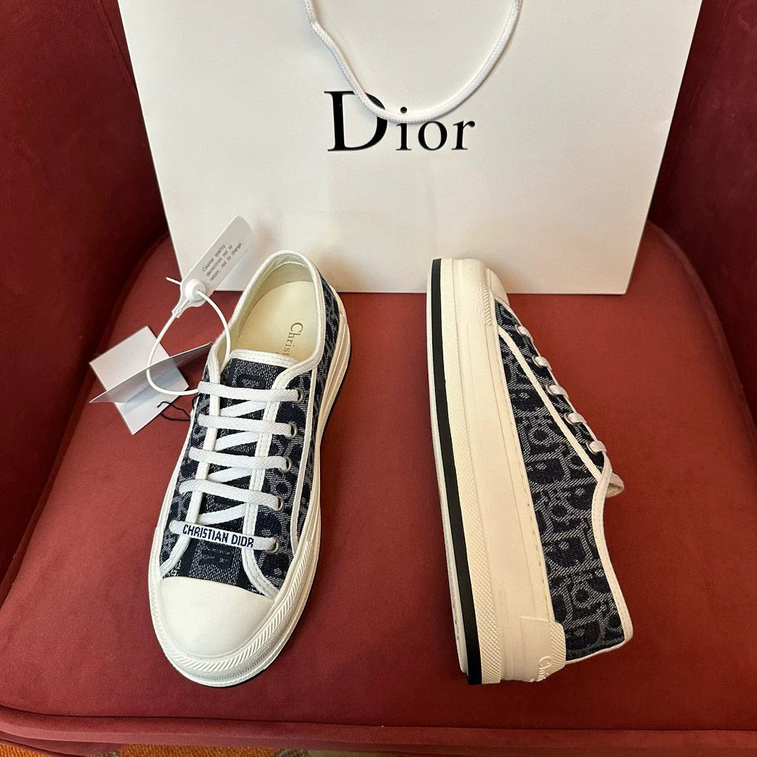 DIOR SNEAKER