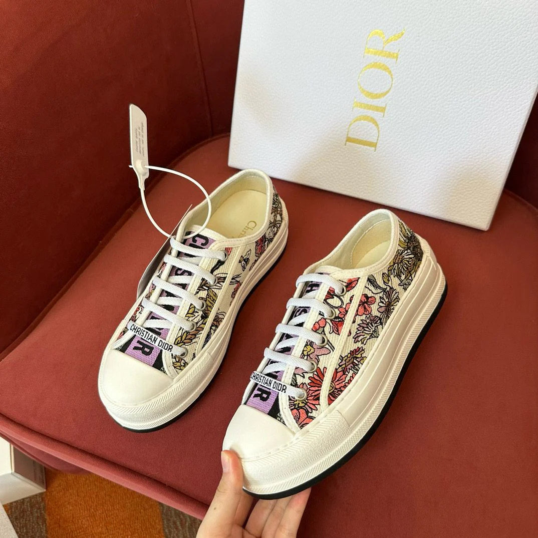 DIOR SNEAKER