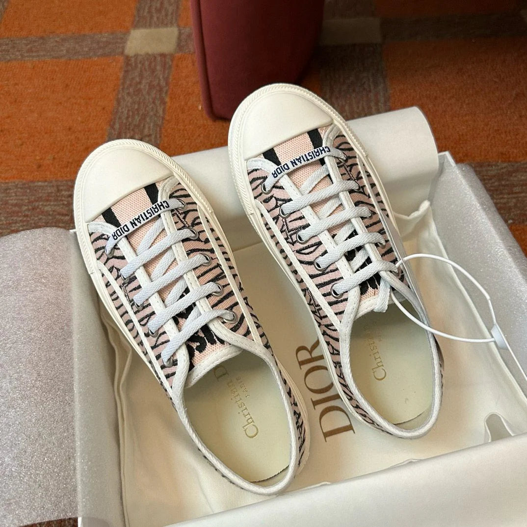 DIOR SNEAKER