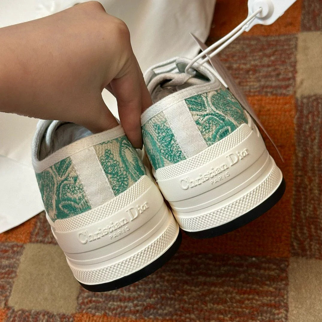 DIOR SNEAKER