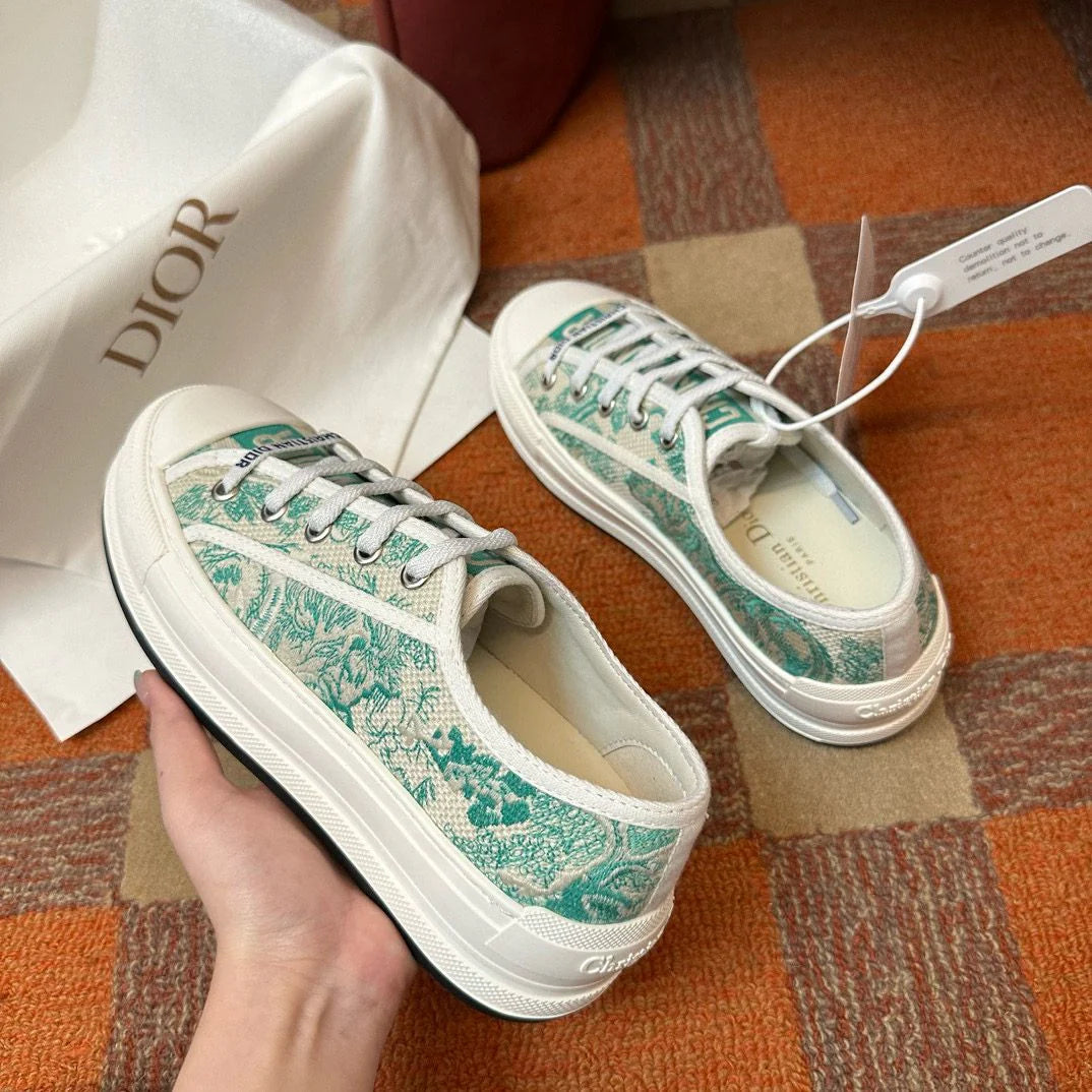 DIOR SNEAKER