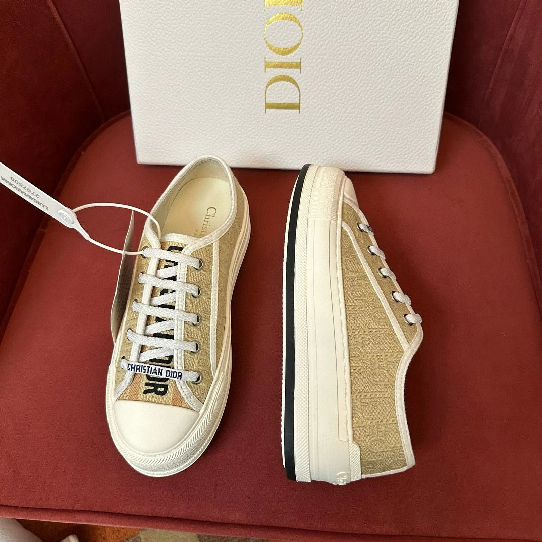DIOR SNEAKER