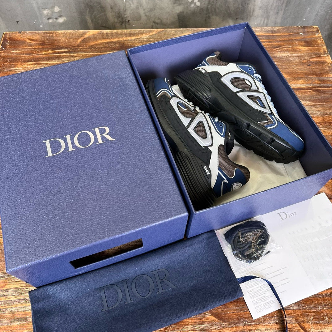 DIOR SNEAKER