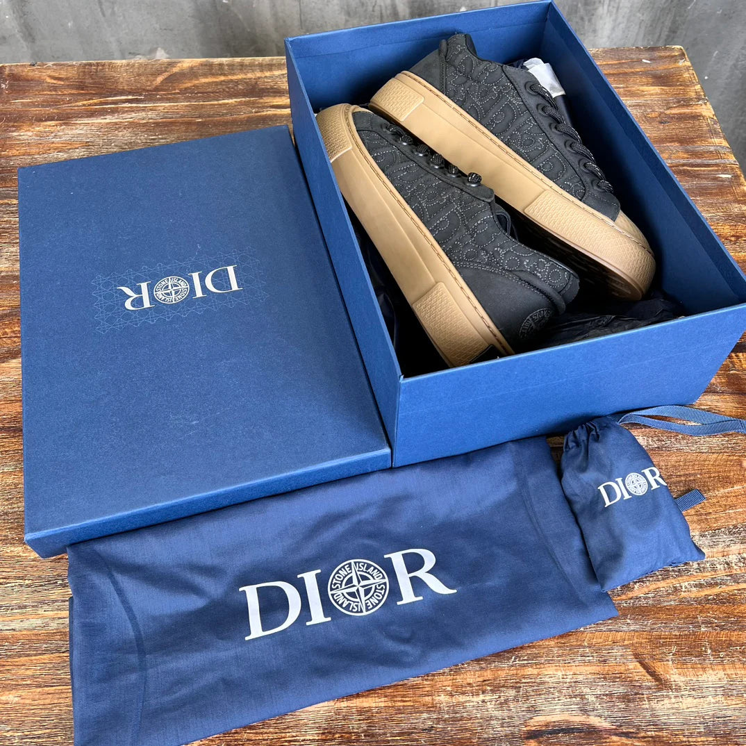 DIOR SNEAKER