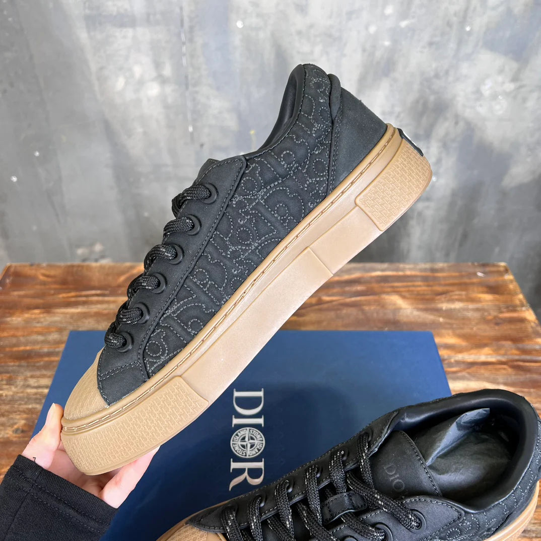 DIOR SNEAKER