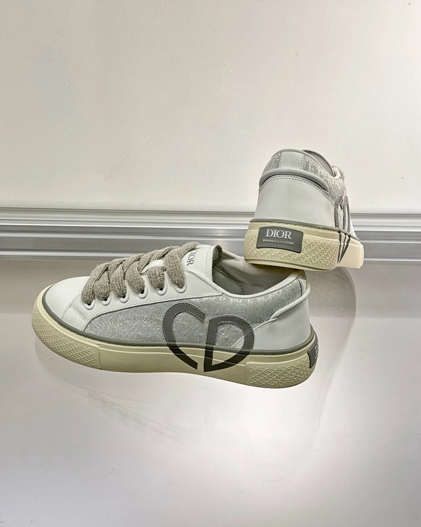 DIOR SNEAKER