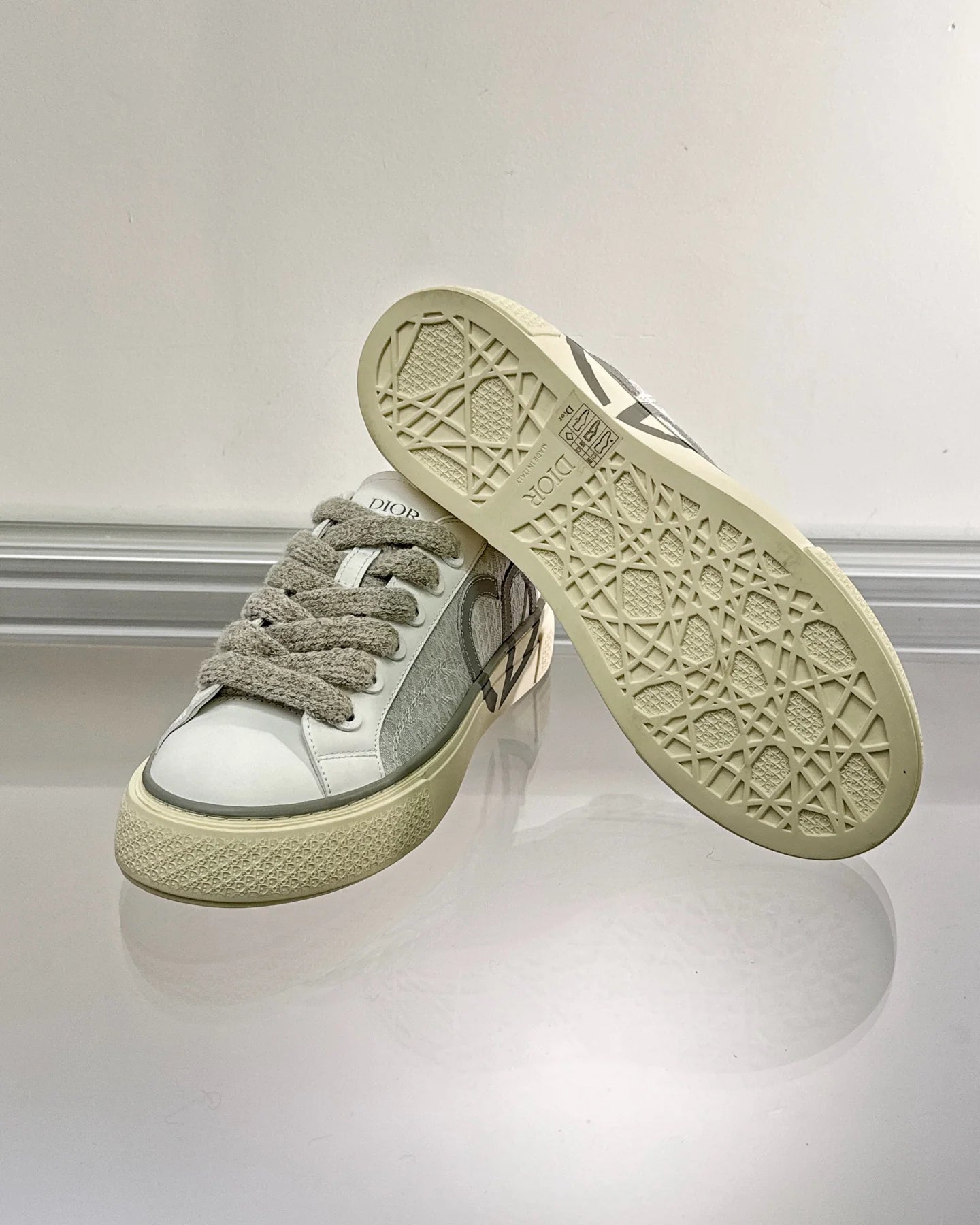 DIOR SNEAKER