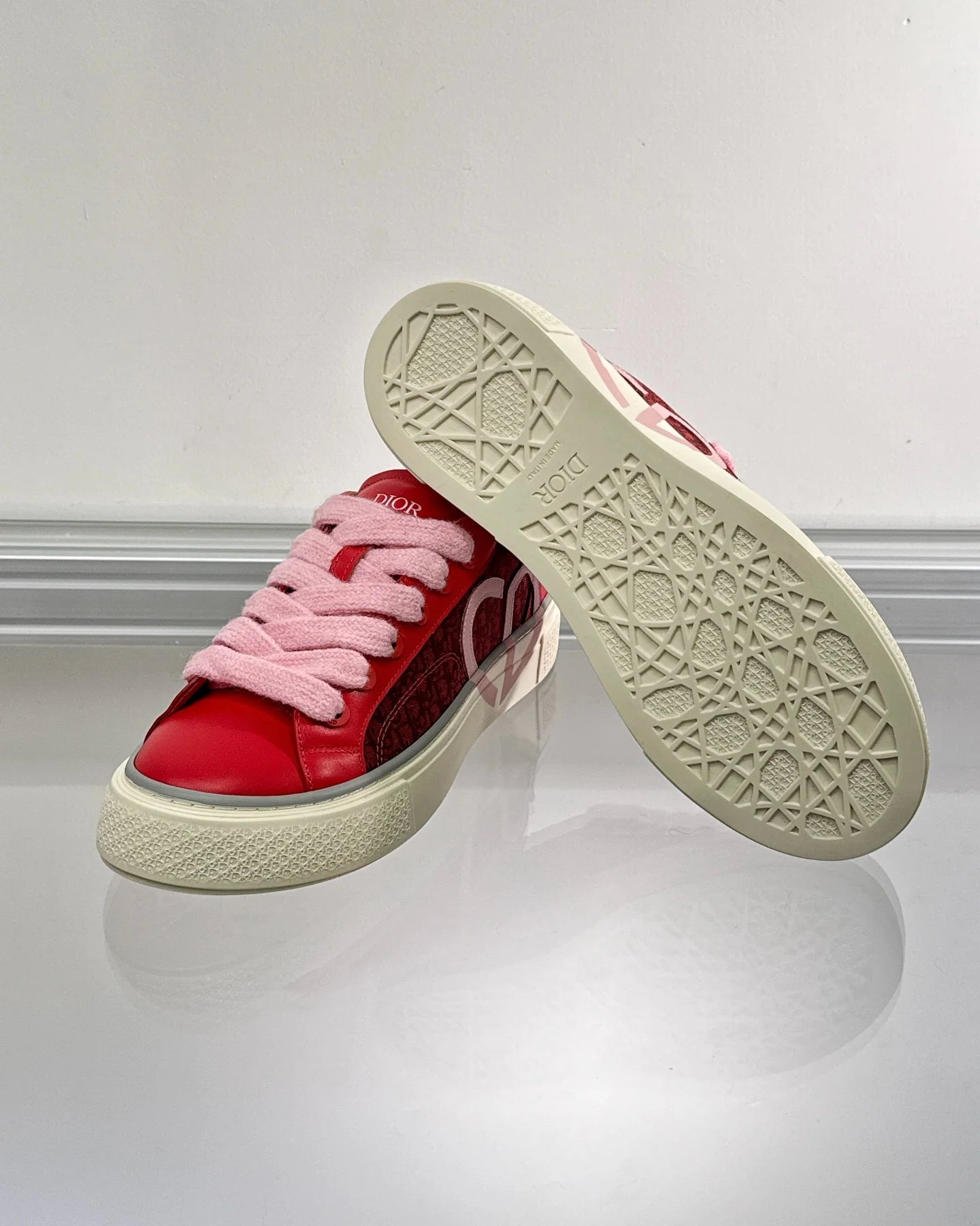 DIOR SNEAKER