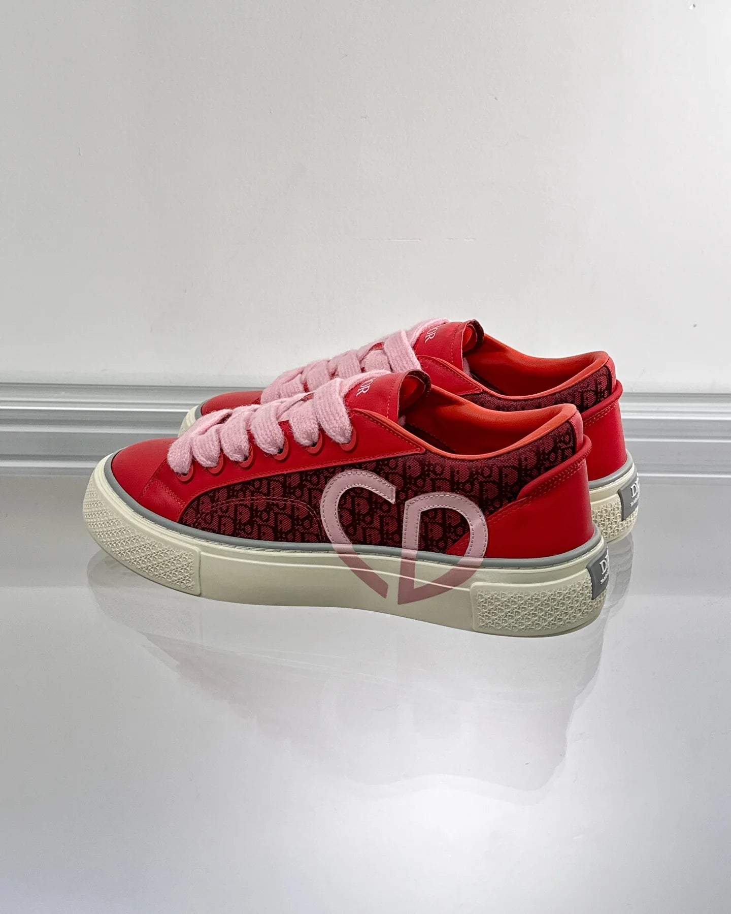 DIOR SNEAKER