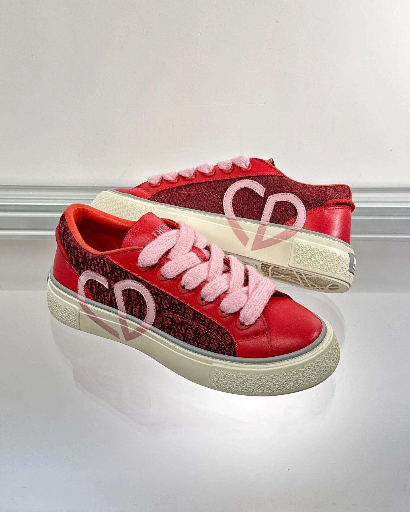DIOR SNEAKER