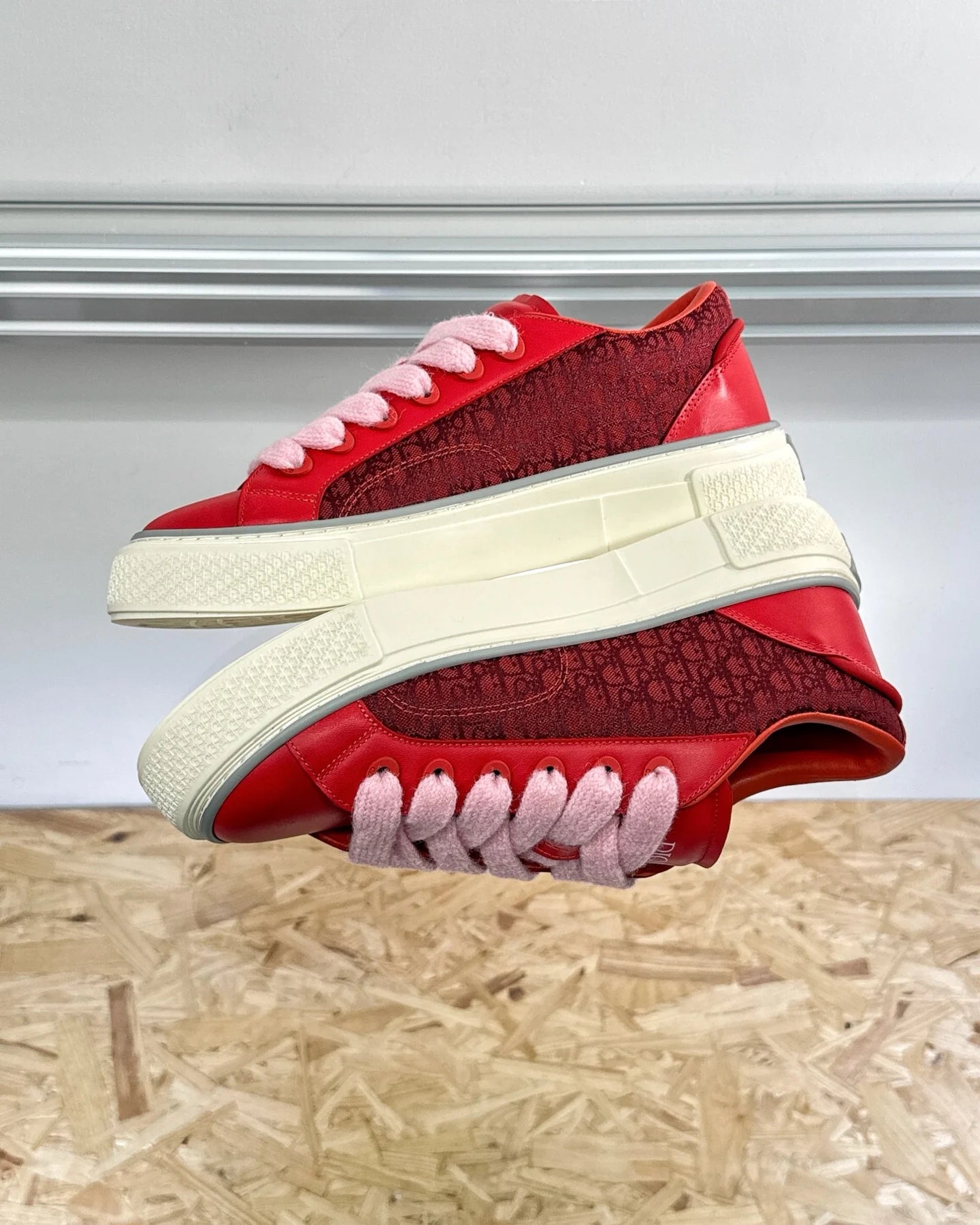 DIOR SNEAKER