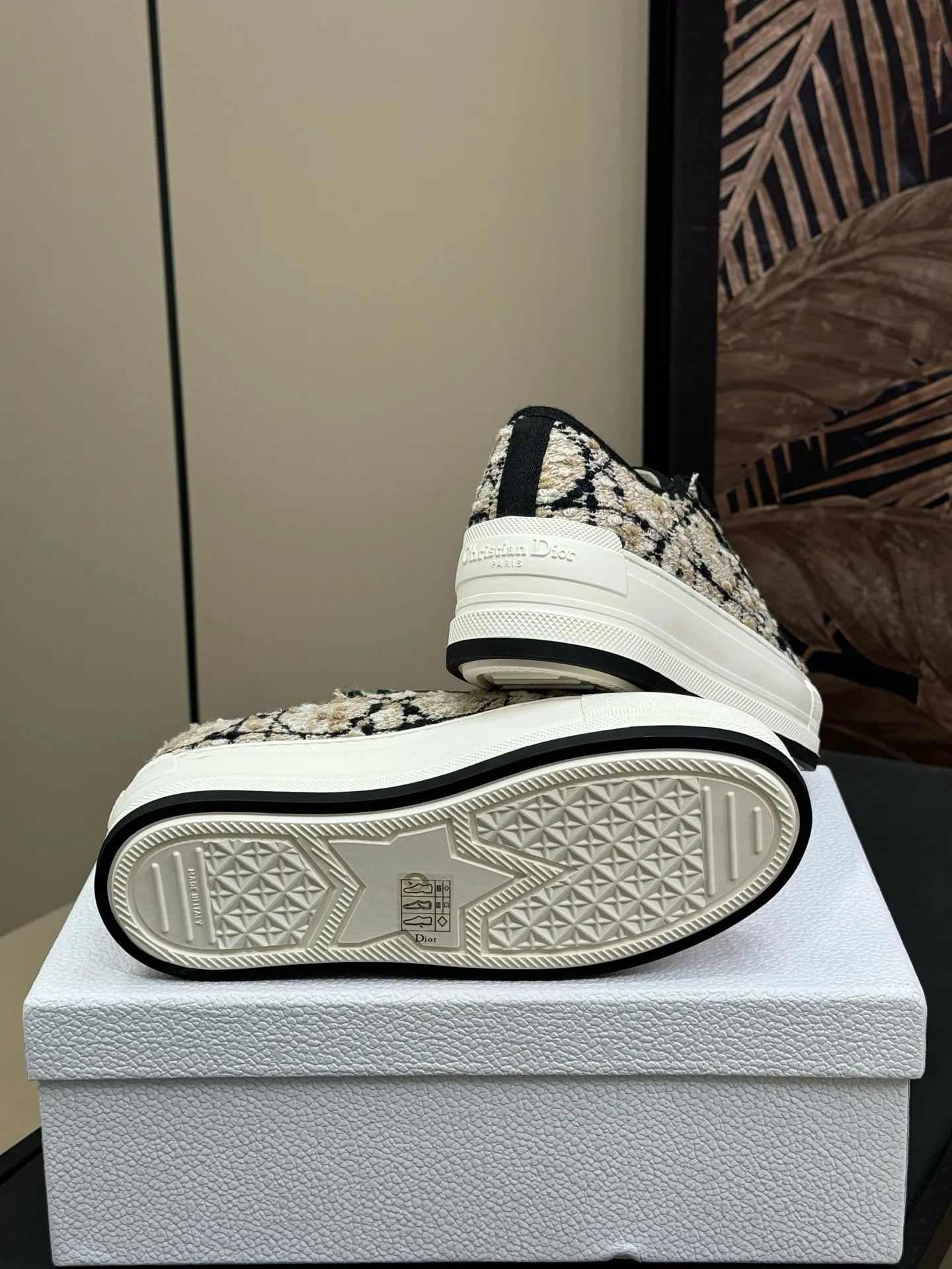 DIOR SNEAKER