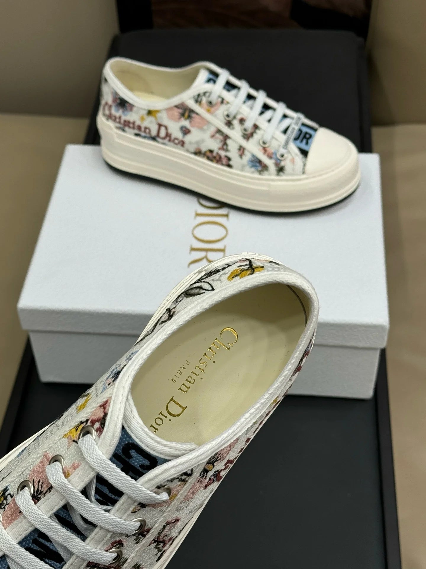 DIOR SNEAKER