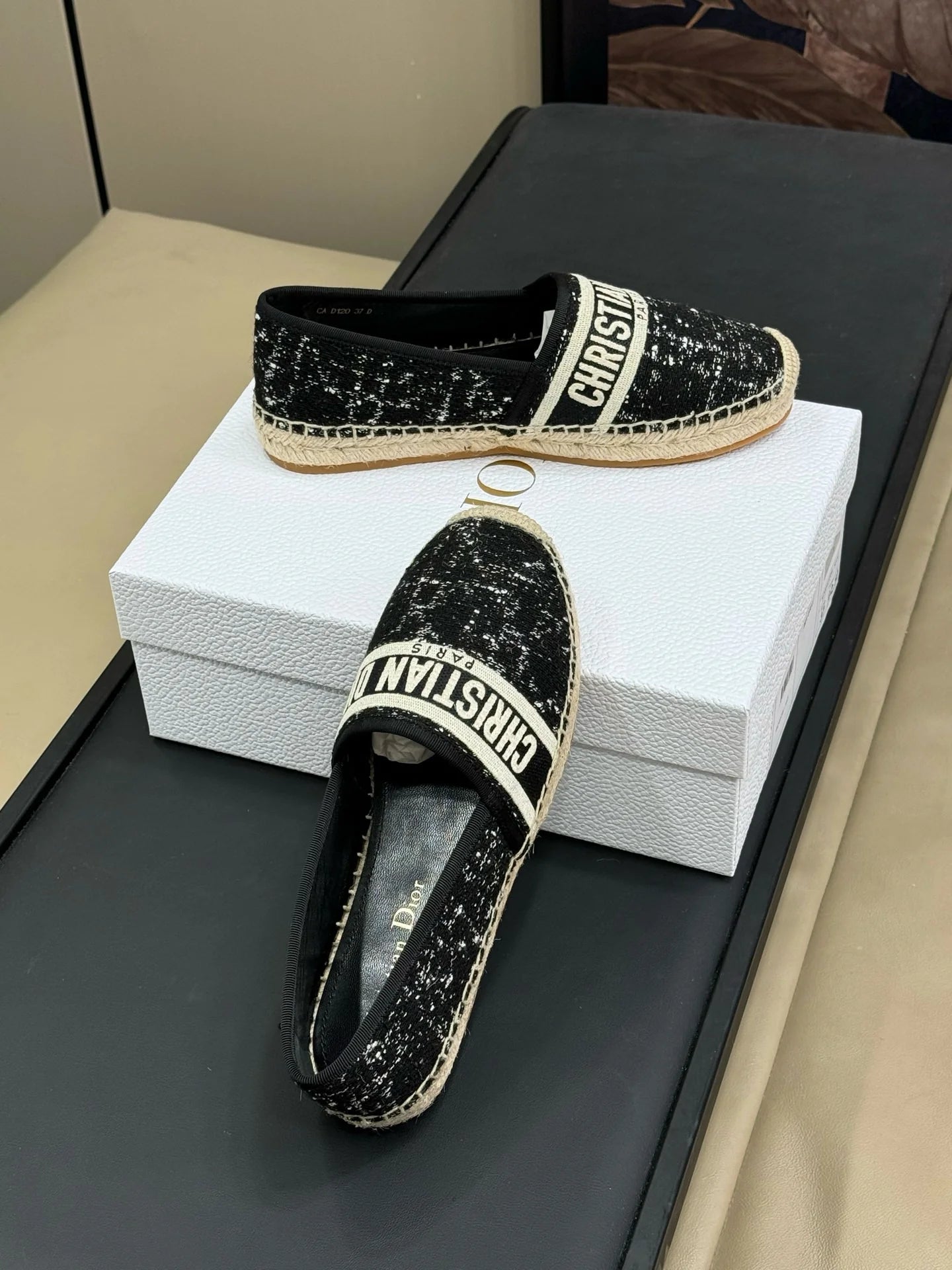 DIOR SNEAKER