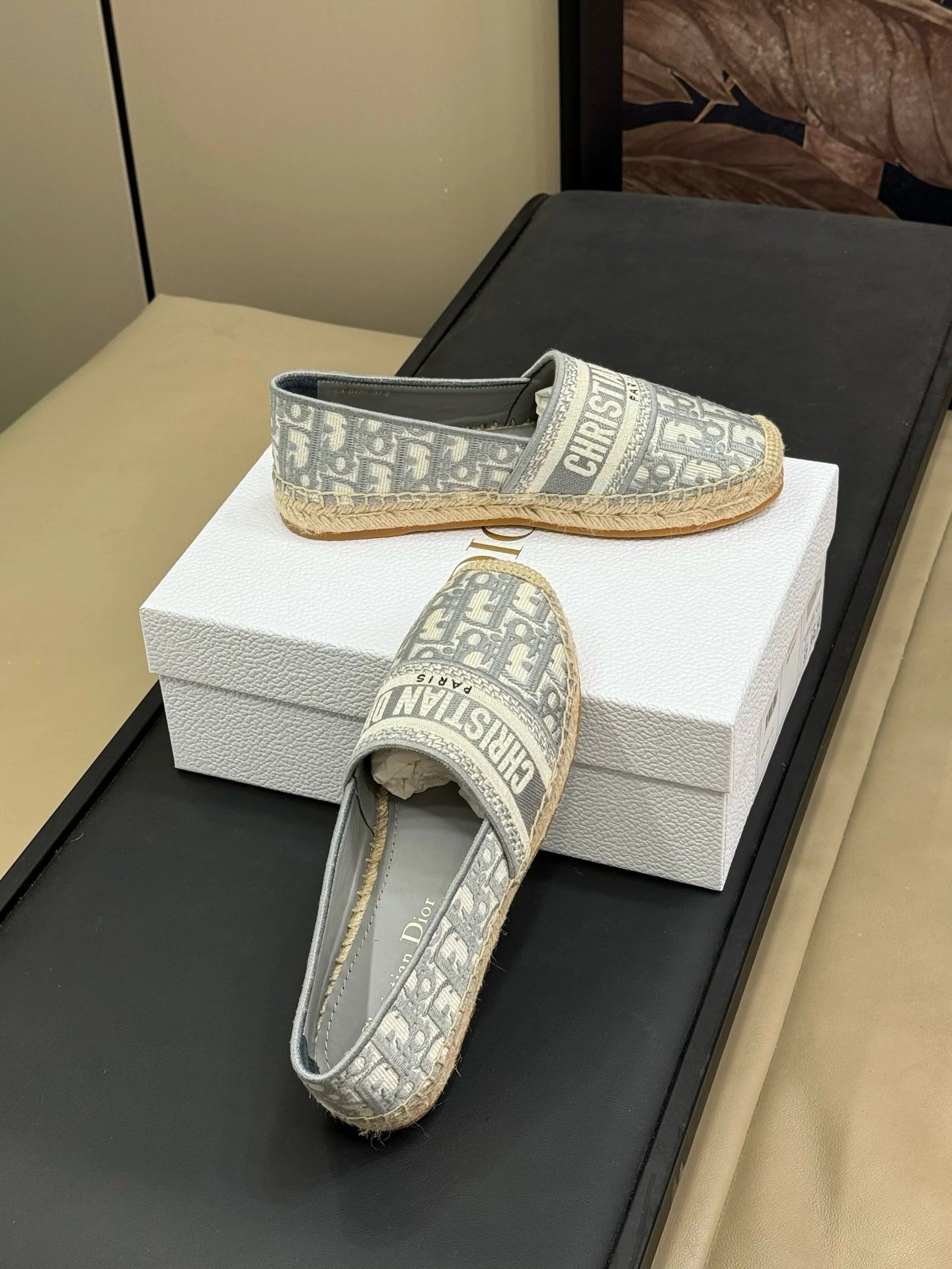 DIOR SNEAKER