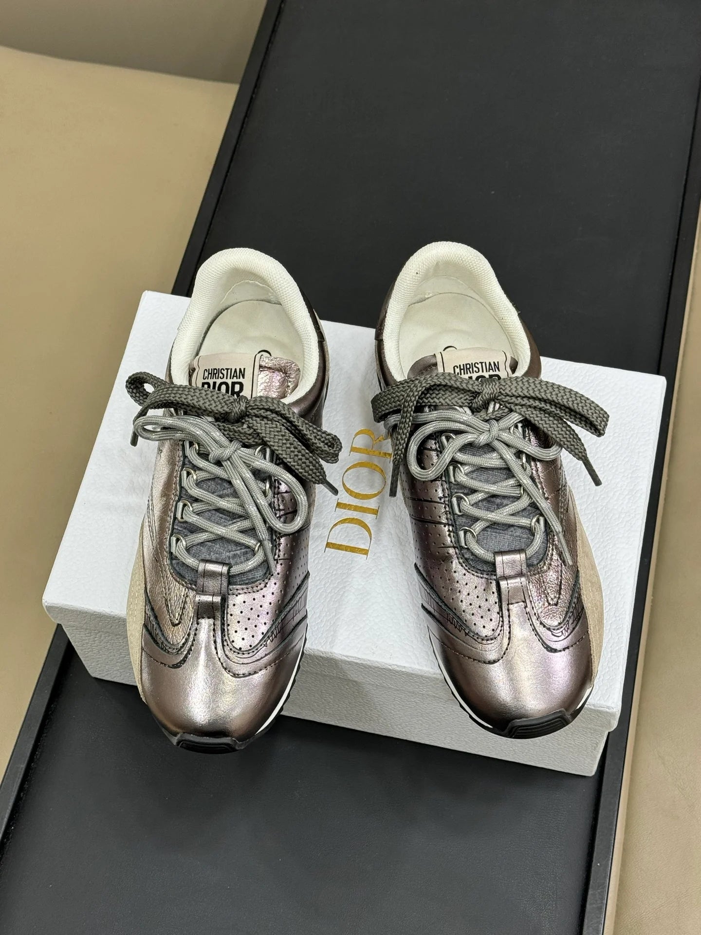 DIOR SNEAKER