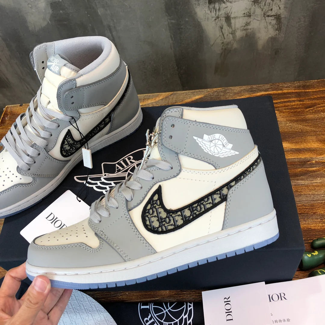 DIOR SNEAKER
