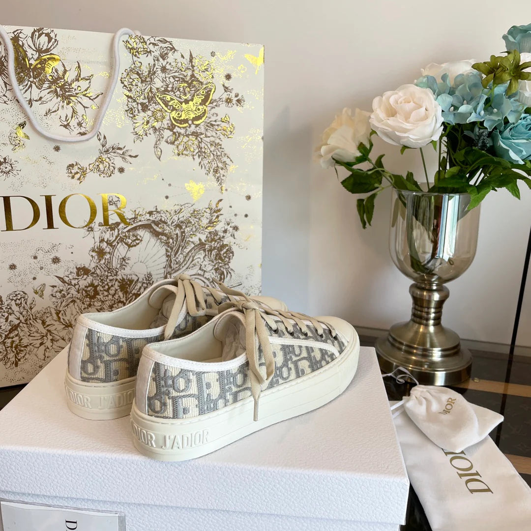 DIOR SNEAKER