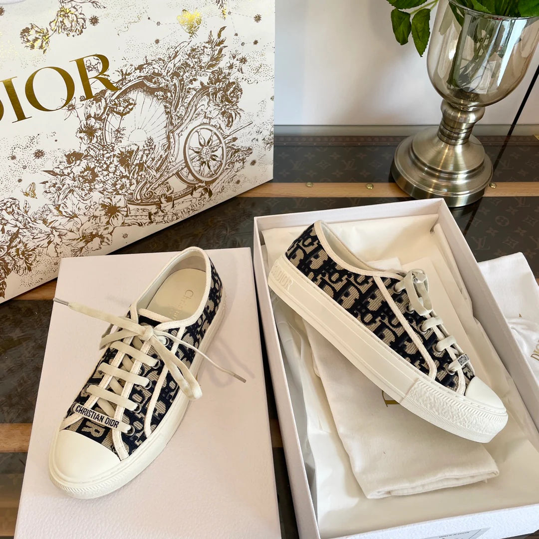 DIOR SNEAKER