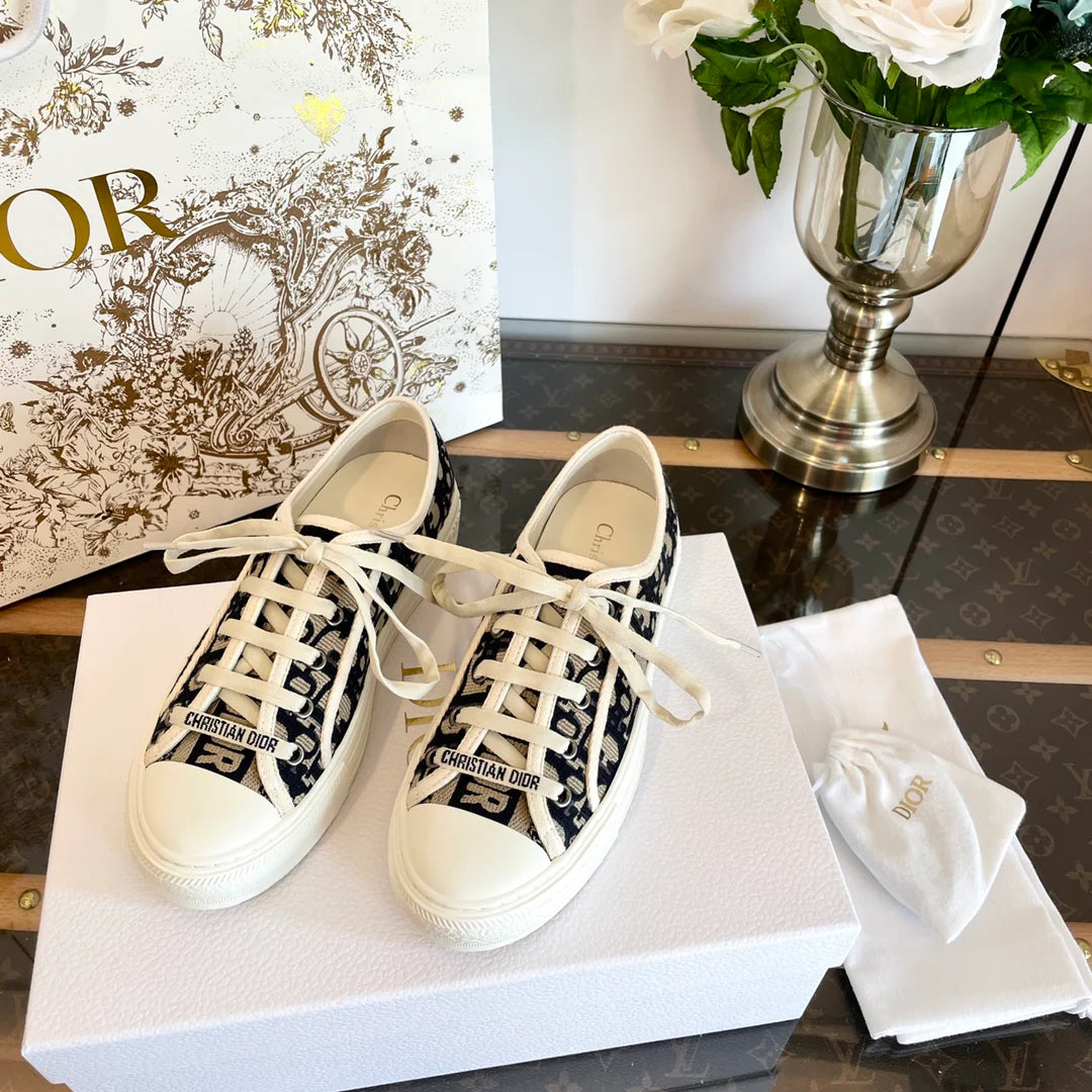 DIOR SNEAKER