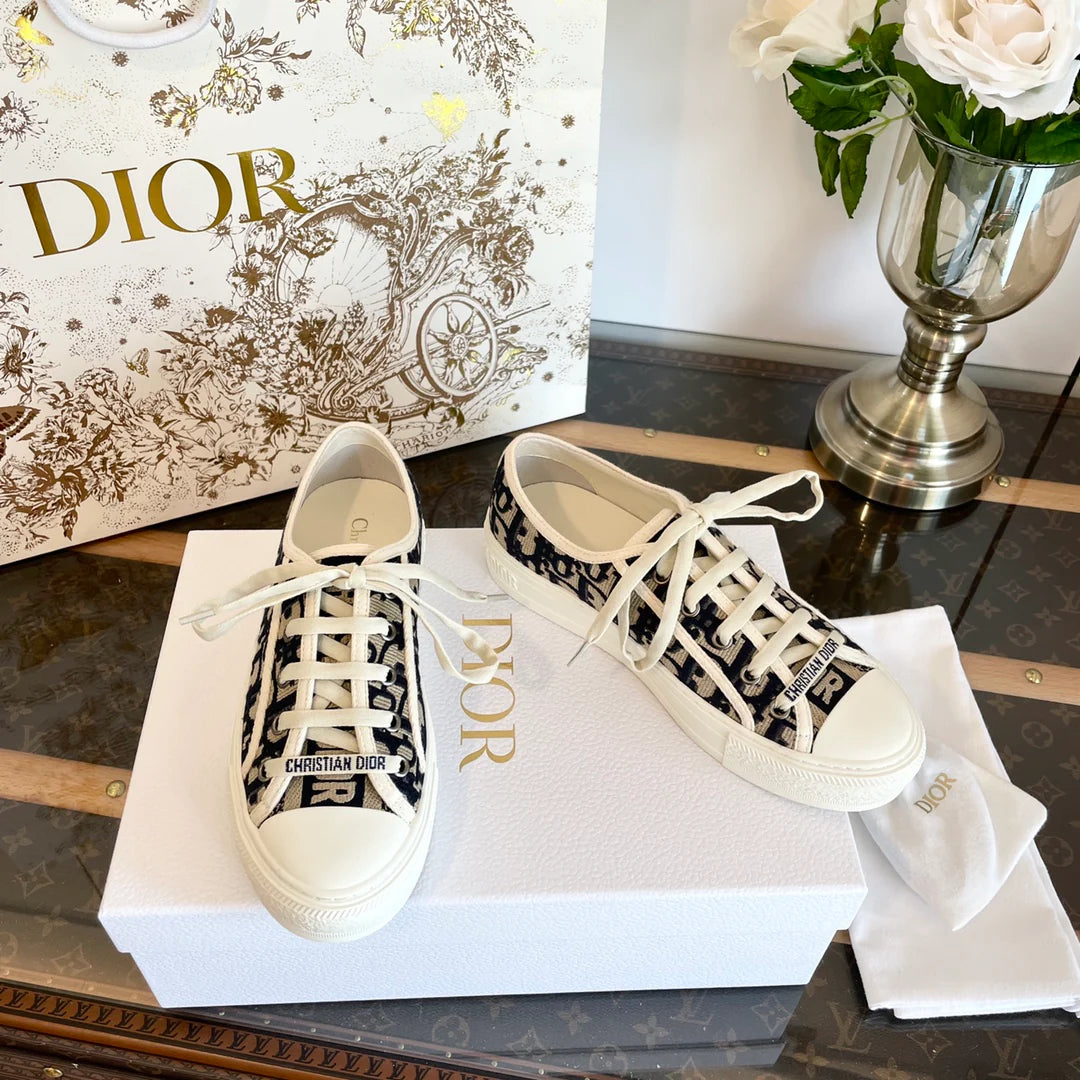 DIOR SNEAKER