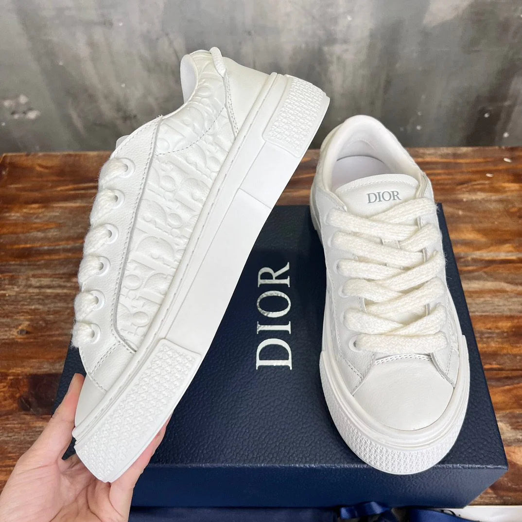 DIOR SNEAKER