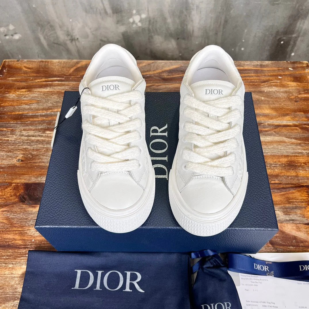 DIOR SNEAKER