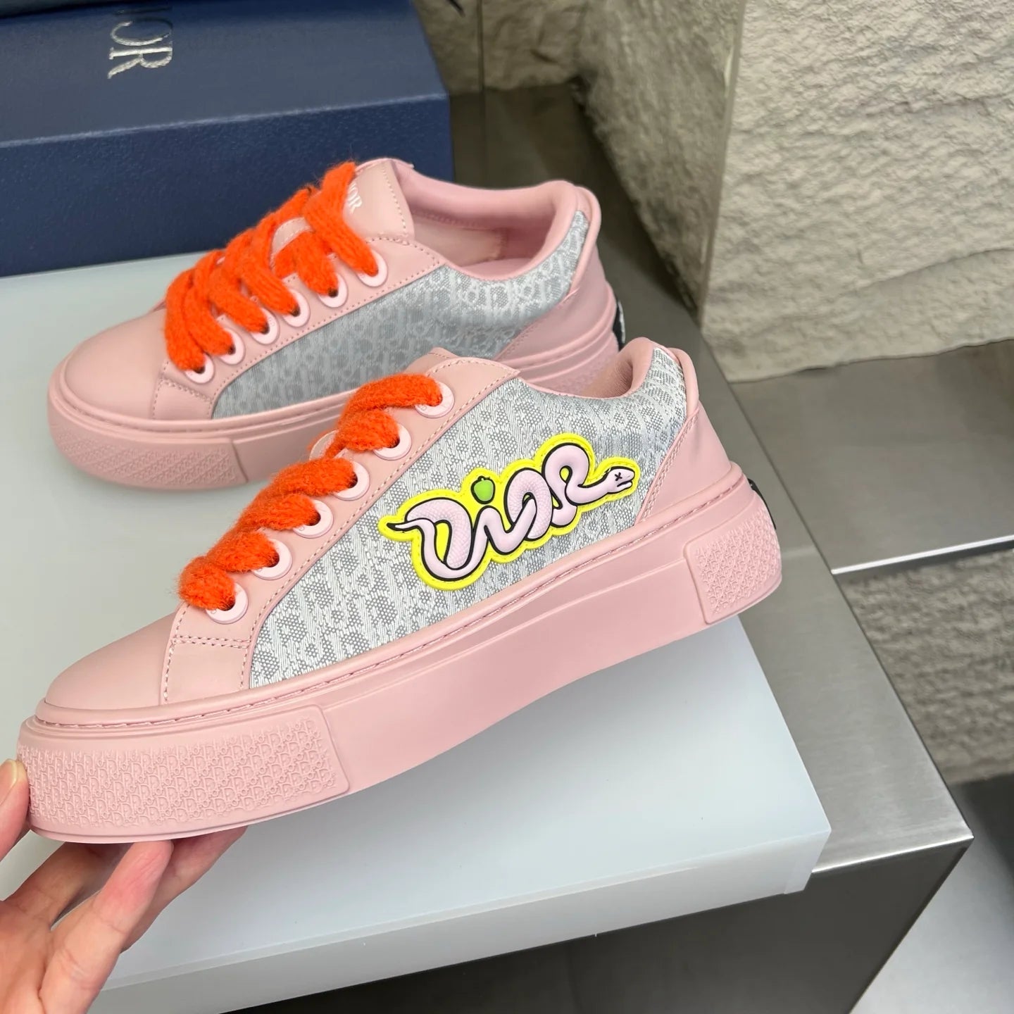 DIOR SNEAKER