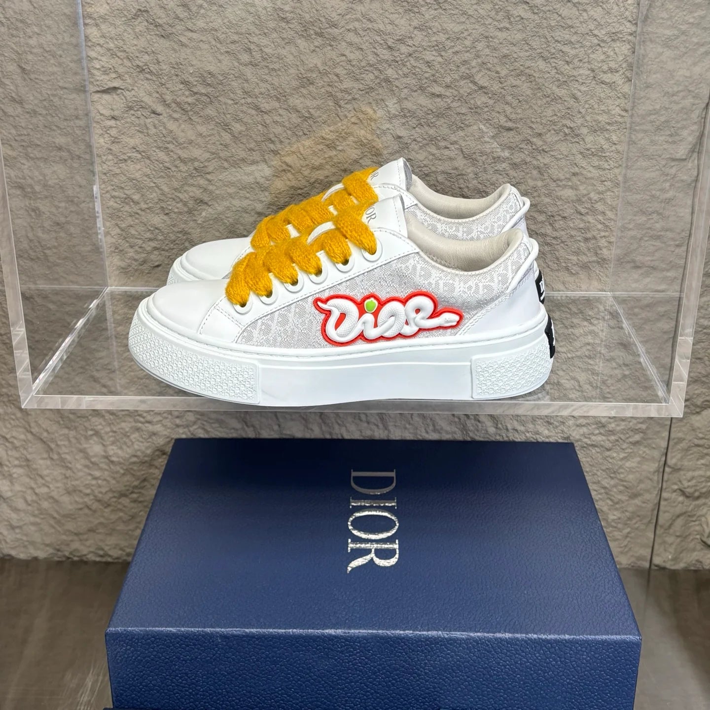 DIOR SNEAKER