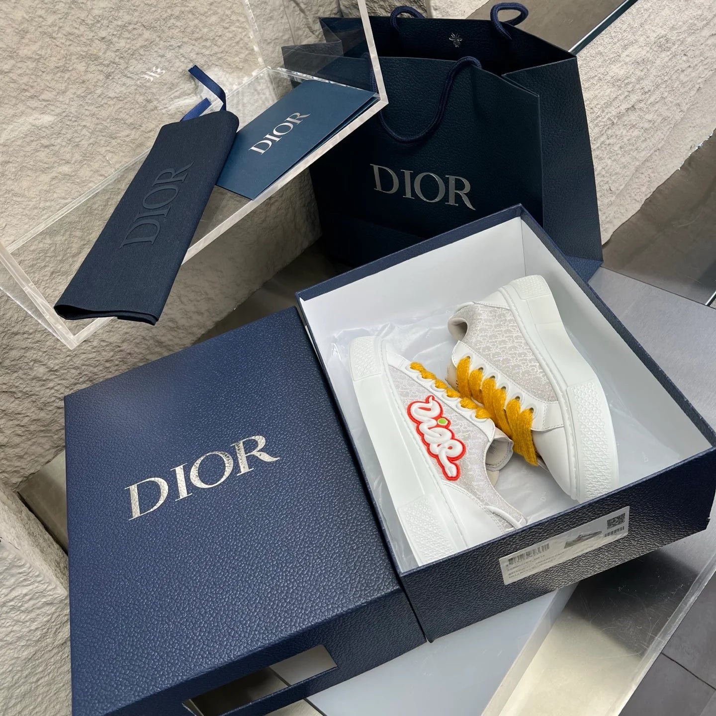 DIOR SNEAKER